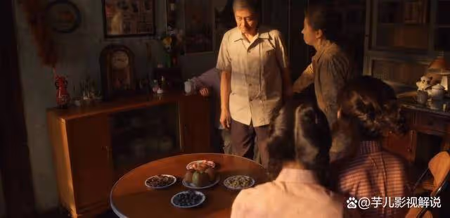 《小巷人家》原著:黃玲為兒女爭取,卻換來了所有人的恨,太可悲