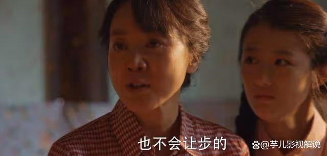 《小巷人家》原著:黃玲為兒女爭取,卻換來了所有人的恨,太可悲