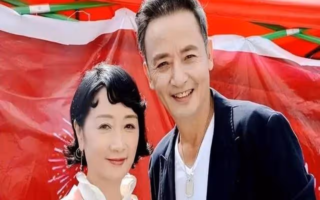 6對演技派夫妻婚姻穩如磐石,相濡以沫恩愛不減,每對都羨煞旁人