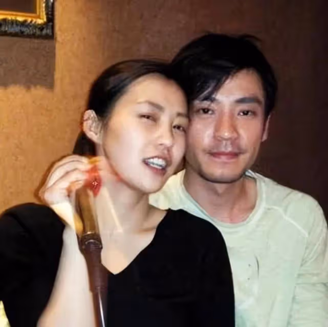 《小巷人家》李光潔:與郝蕾離婚,娶小10歲老婆,一家四口超幸福
