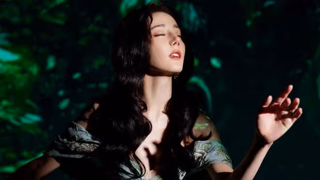 明星點評：迪麗熱巴、范丞丞、鞠婧禕、鄭愷、李雪琴、丁禹兮