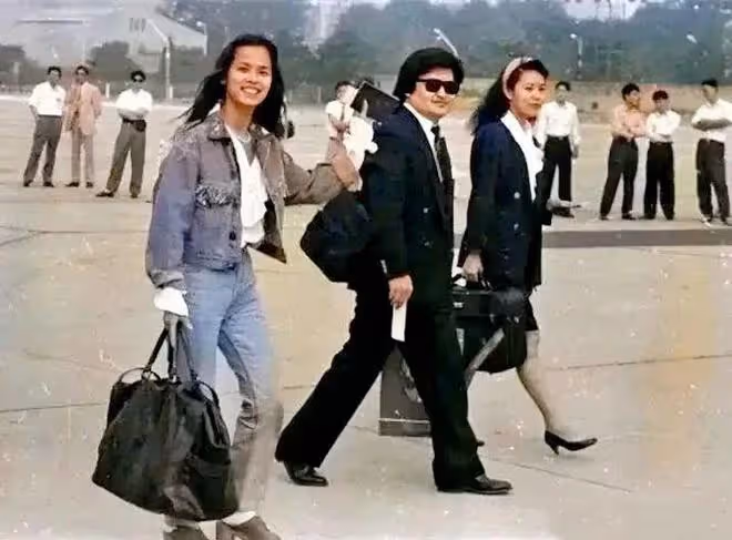 傳奇歌后韋唯現狀：定居北京，家暴男成過去式，三個兒子讓人羨慕