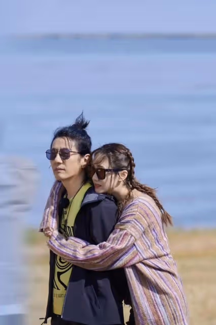 鄭鈞長達12年的冷暴力,把劉芸從一個活潑少女逼成了潑辣悍婦