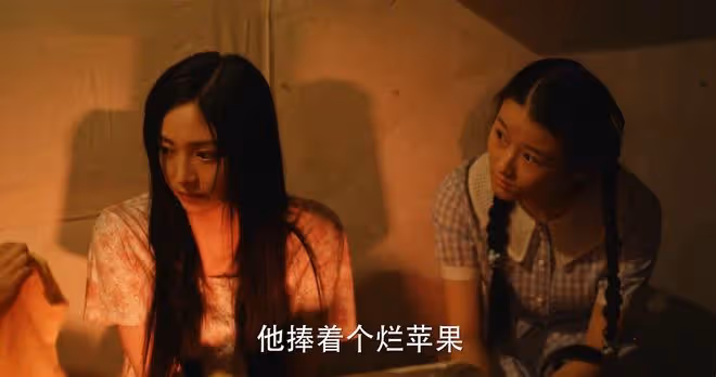 《小巷人家》吳珊珊為何黑化?被劉健玷污,後媽將她嫁人,太可悲