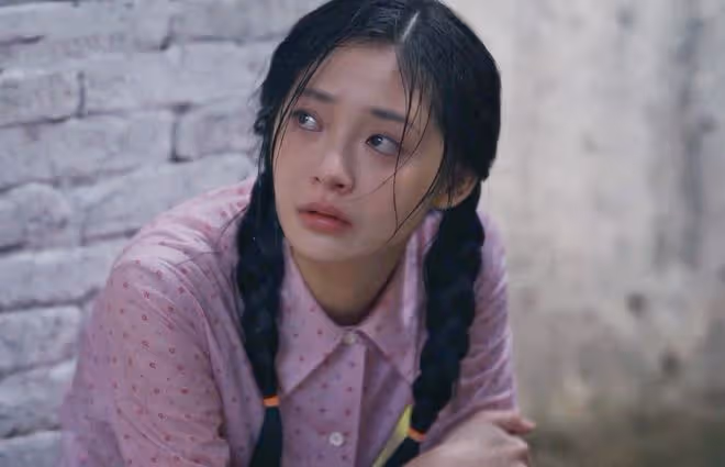 《小巷人家》吳珊珊為何黑化?被劉健玷污,後媽將她嫁人,太可悲