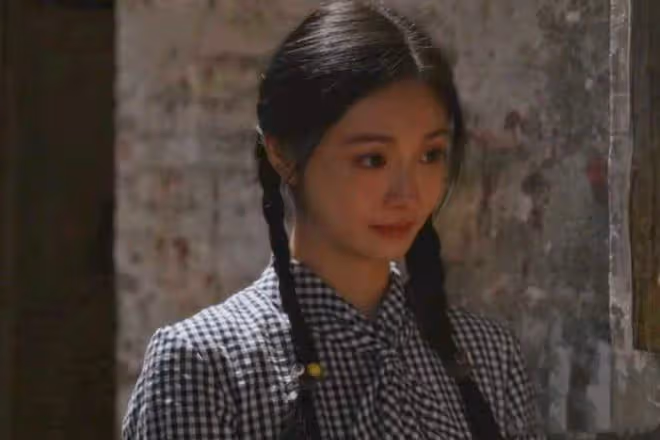 《小巷人家》吳珊珊為何黑化?被劉健玷污,後媽將她嫁人,太可悲