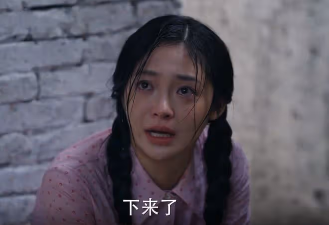 《小巷人家》吳珊珊為何黑化?被劉健玷污,後媽將她嫁人,太可悲