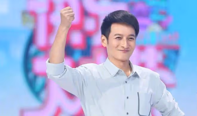 李維嘉紐約地鐵低調出行,潔癖人設引關注,未來動向成謎?