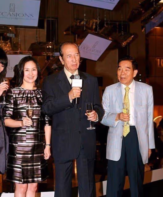 何鴻燊女兒何超盈:下嫁哈爾濱小伙,母親陪嫁14億,丈夫也不簡單