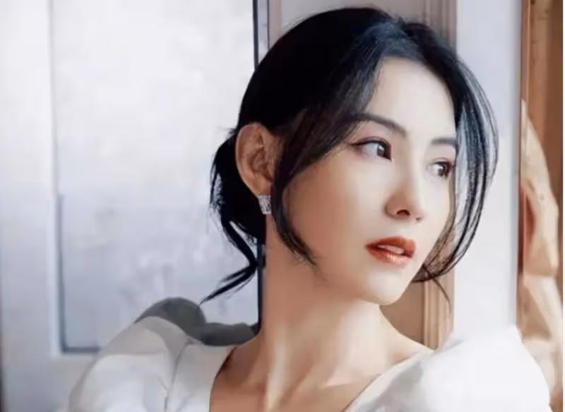 前夫變繼子?謝賢公開承認張柏芝,真相浮出水面,難怪謝霆鋒不肯承認
