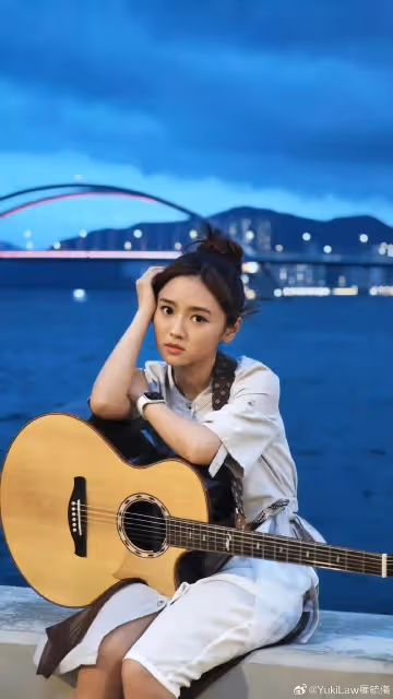 TVB童顏女神羅毓儀憑台慶劇出圈,與黎耀祥譜父女戀,被同事誤會是初中生