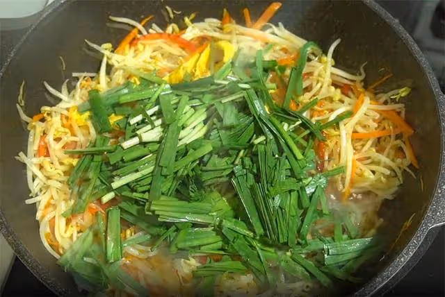 最近吃的太油膩,教你用不到6元做盤小炒,清淡解膩,家人都說香