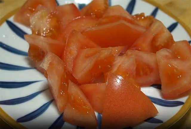 西蘭花想炒的好吃,就怕直接炒和焯水,教你一招,營養一點不流失