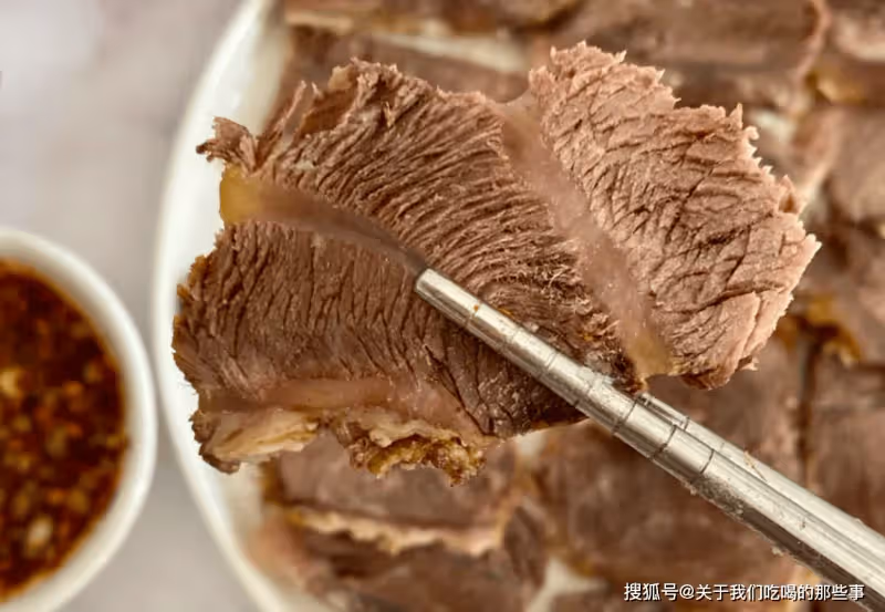 做滷牛肉，用這5樣料就行！簡單好吃，牛肉不柴不腥，不散花