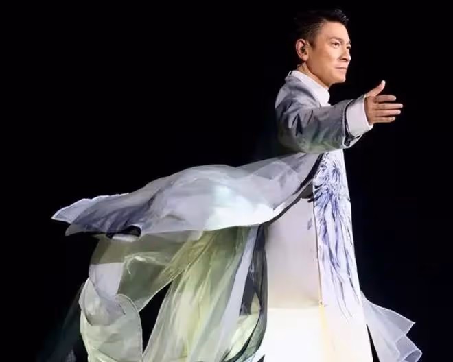 劉德華在台北一天兩場演唱會，獻唱《中國人》讓台媒集體破防！