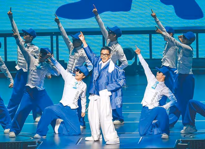 劉德華在台北一天兩場演唱會，獻唱《中國人》讓台媒集體破防！