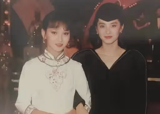趙雅芝算不算頂級大美人?這張照片給出答案!