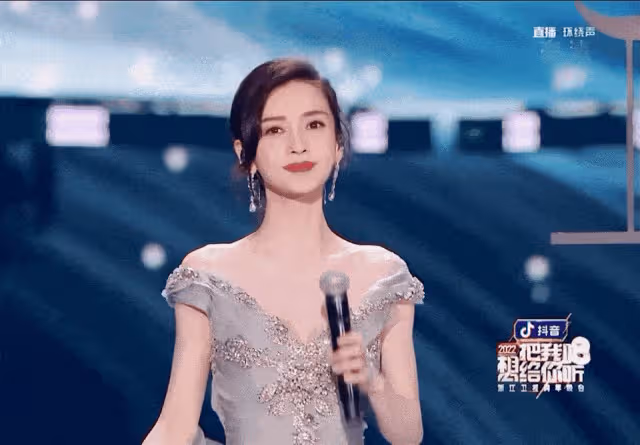 離開買超啥也不是!張嘉倪全平台解封忙復出沒人理，比baby還尷尬