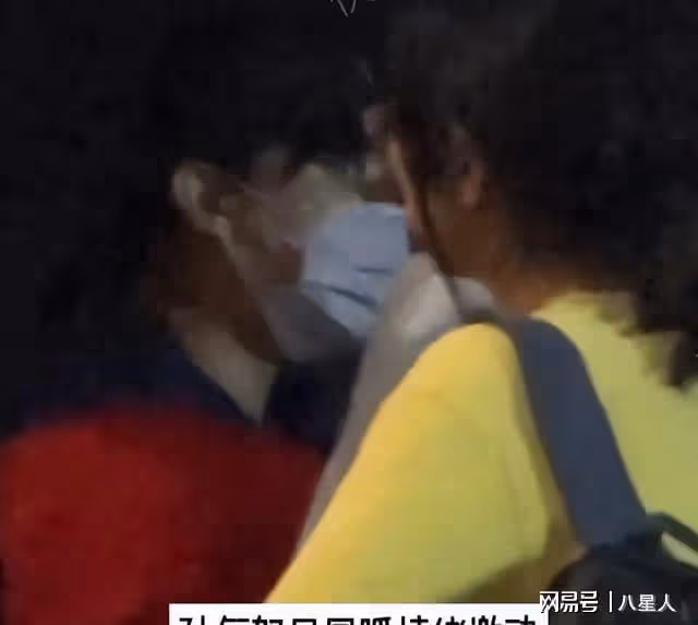 坐等離婚!孫儷罕見發飆,抱10歲女兒和路人吵架,原因曝光鄧超道歉