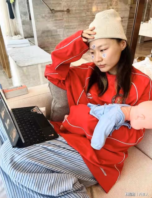 金靖不配當媽?坐月子忙追劇,生了孩子也沒得到婆家認可,也沒誰了