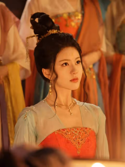 趙露思《珠簾玉幕》顏值演技下滑，劉宇寧唐曉天成劇中亮點