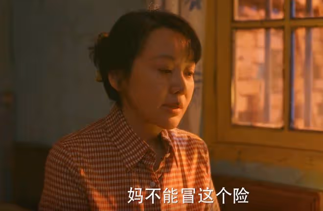小巷人家:看懂黃玲做的虧心事,才明白,吳珊珊為何報復她和宋瑩