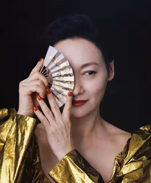 六處骨裂？金像獎唯一「打女影后」惠英紅，從舞女到雙料影后