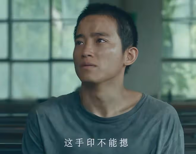 《老槍》口碑炸了，打了多少資本的臉？秦海璐這次又賭對了