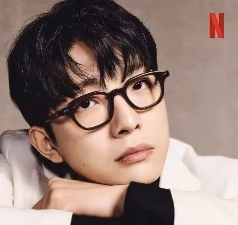 劈腿？非法經營？欠債不還？韓國爆火綜藝出演者連環塌房！