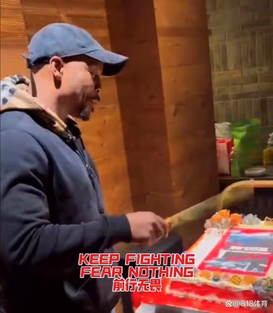 地主之誼!郭艾倫回瀋陽請廣州隊吃烤肉大餐,拉大鋸切蛋糕笑翻全場