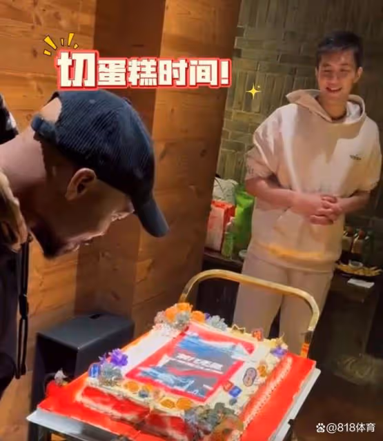 地主之誼!郭艾倫回瀋陽請廣州隊吃烤肉大餐,拉大鋸切蛋糕笑翻全場