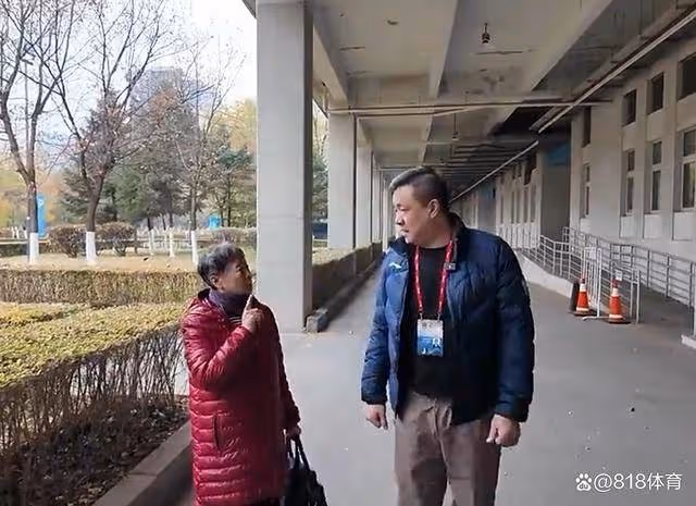 淚目!72歲阿姨球迷:郭艾倫像我孫子一樣 遼籃怎麼給他挑這個球隊?