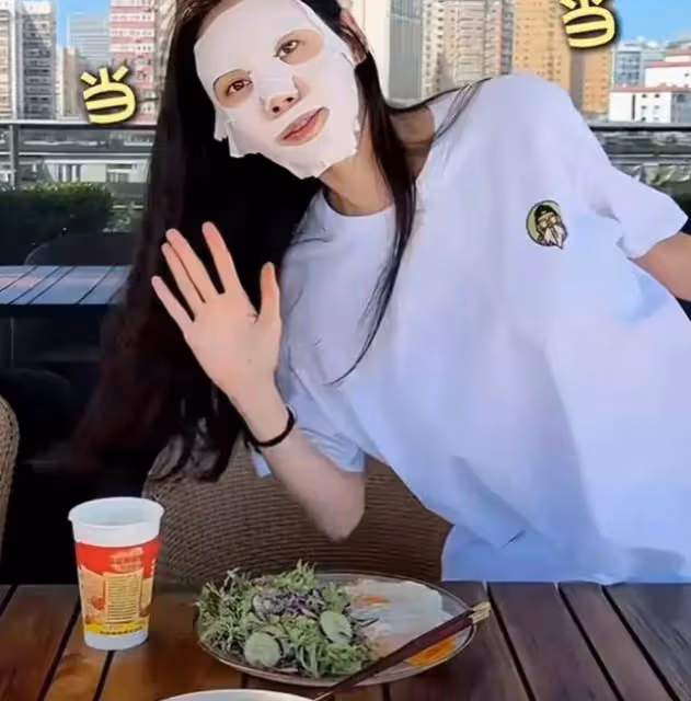秋瓷炫陽台享包子,豪邸大平層堪比跑道,於曉光出鏡撒狗糧