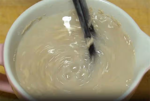 秋冬別總吃餃子了,6張麵皮摞在一起,簡單一整形,層次多又暄軟