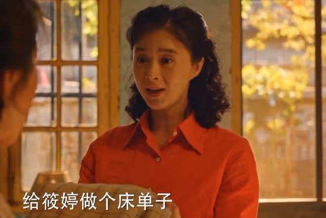 《小巷人家》看懂黃玲做虧心事,才明白,吳珊珊被玷污,報復宋瑩