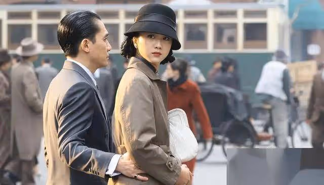 《色戒》拍攝現場大揭秘:梁朝偉,湯唯太投入導演手足無措!
