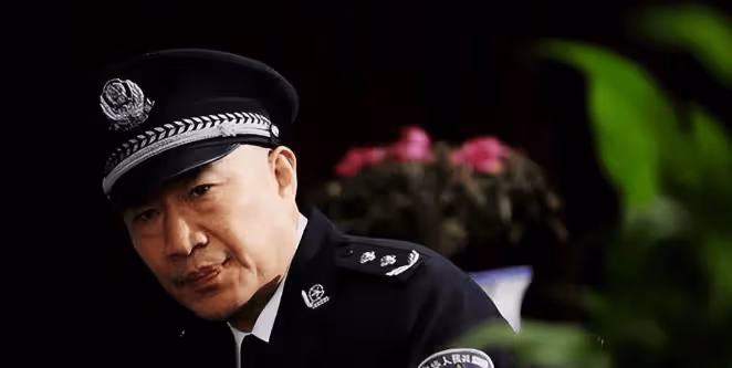 警察專業戶石兆琪,被劇組拉去救場竟成影帝,為何孫紅雷至今怕他