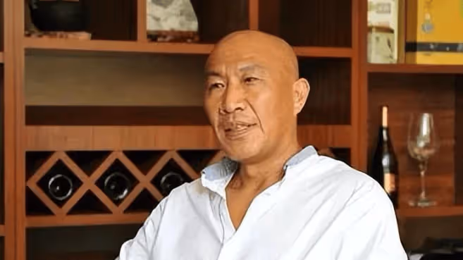 警察專業戶石兆琪,被劇組拉去救場竟成影帝,為何孫紅雷至今怕他