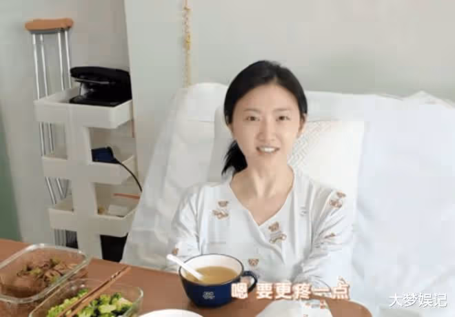 景甜無預警動手術「病榻照曝光」!磨骨縫韌帶承認:疼痛超乎預期