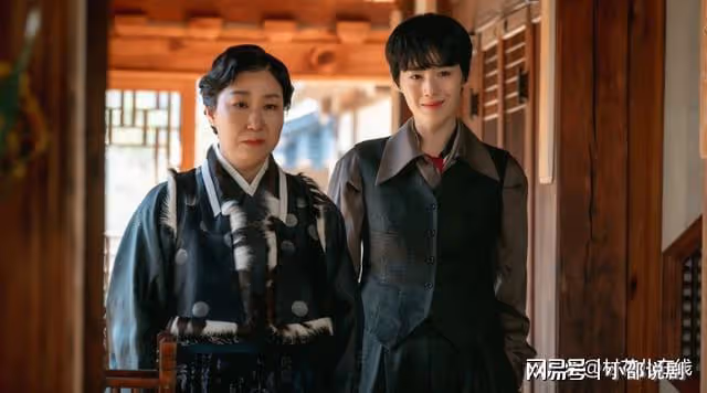鄭恩彩甩不倫戀女扮男裝演《正年》,帥氣逼人連金泰梨都喊她王子