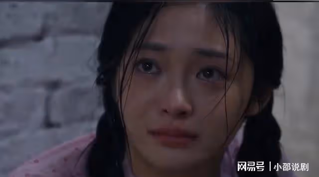 小巷人家：直到吳珊珊嫁廠領導的弱智兒子，才得知她舉報有多愚蠢