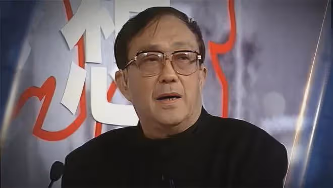 74歲劉曉慶小男友再曝新料,網友:女皇的戲外生活更有料