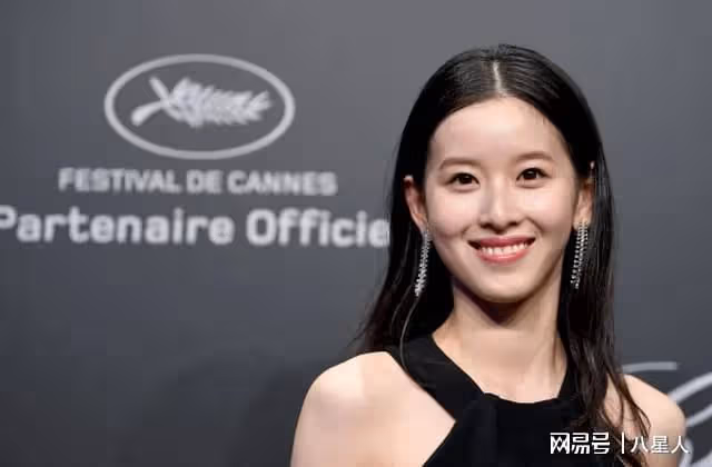 貼臉開大!王思聰嘲諷章澤天就是個「睡二代」,真是丟盡了清華的臉
