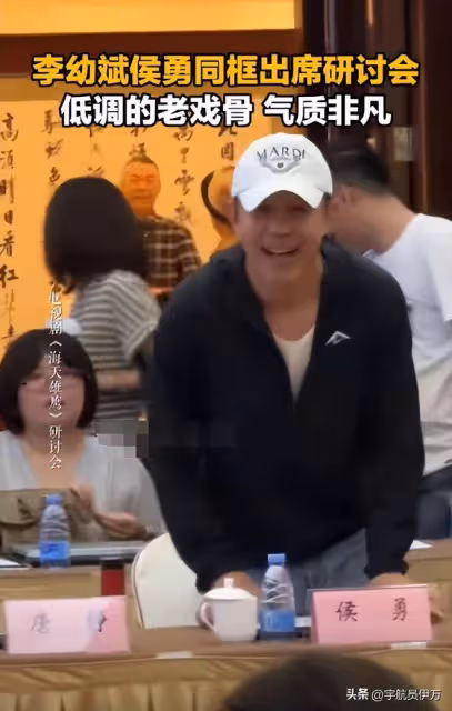 一婚娶同班同學,二婚娶演員,三婚娶小20歲美女,57歲的他很幸福