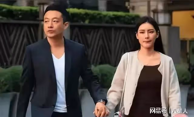 又一個吸血鬼!馬筱梅給孩子買禮物太無奈,幾塊錢也要刷汪小菲的卡