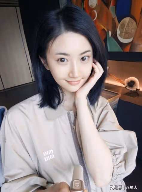 景甜發視頻報平安!剛經歷手術臉色蒼白,需要三周時間做康復訓練