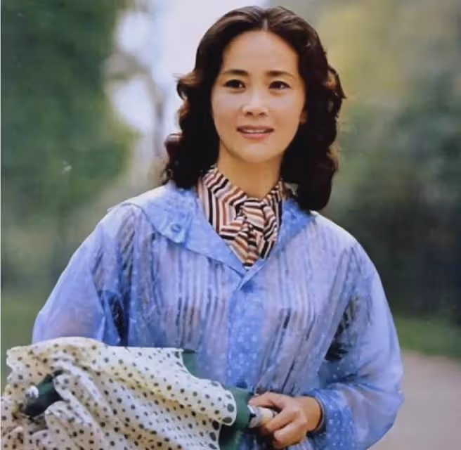 「央視最美主持人」,服藥自盡搶救七天七夜後獲重生