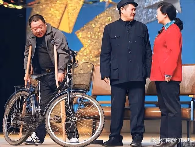 另有其人?逼趙本山退出央視春晚的不是宋丹丹,也不是范偉!