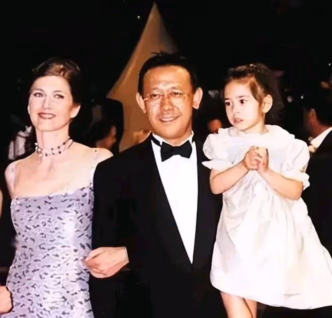 姜文:「我女兒世界第一美」,原以為吹牛,看到照片後:沒說謊