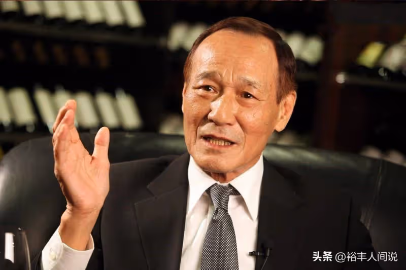 78歲陳惠敏與竹聯幫四位大佬聚餐!數十位小弟守護,越老越和善